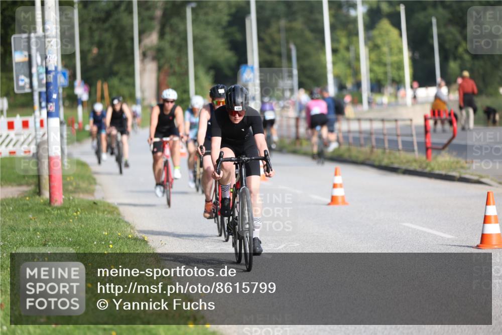 17.08.2025 - KN Förde Triathlon 2025 Yannick Fuchs http://msf.ph/oto/8615799 17.08.2025 09:32:49 Radfahren 102, 104, 111, 126, 133, 152, 197, 198, 208, 212, 216, 218, 221, 221, 243 meine-sportfotos.de