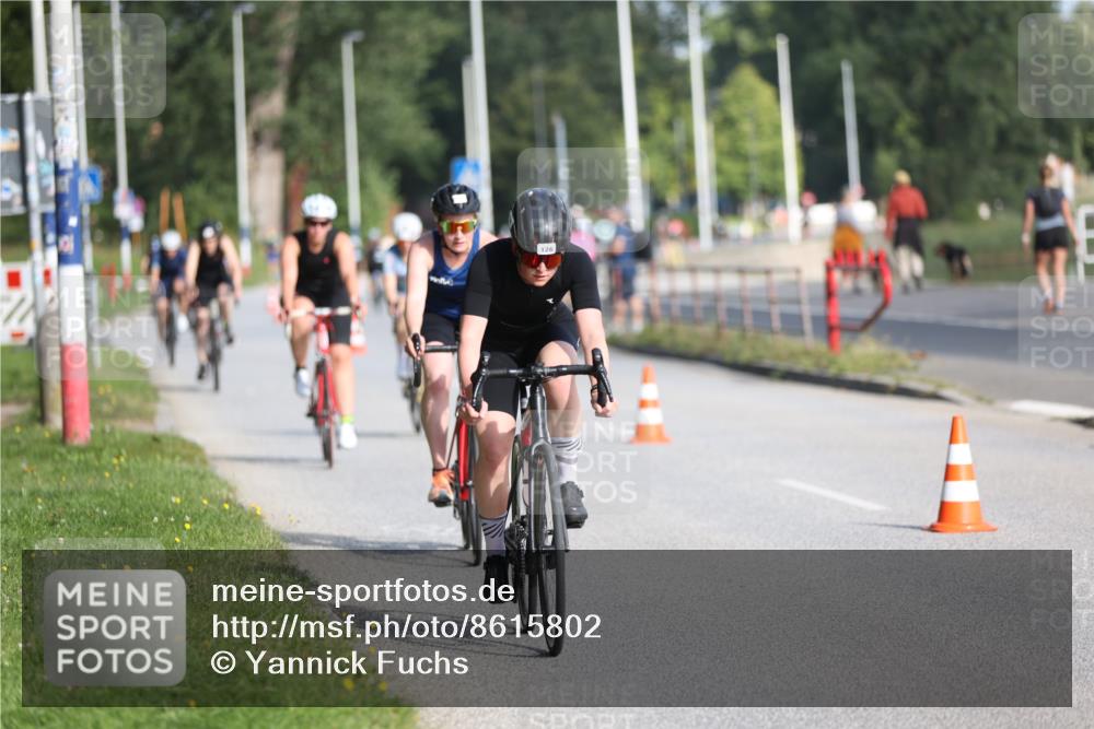 17.08.2025 - KN Förde Triathlon 2025 Yannick Fuchs http://msf.ph/oto/8615802 17.08.2025 09:32:49 Radfahren 102, 104, 111, 126, 133, 152, 197, 198, 208, 212, 216, 218, 221, 221, 243 meine-sportfotos.de