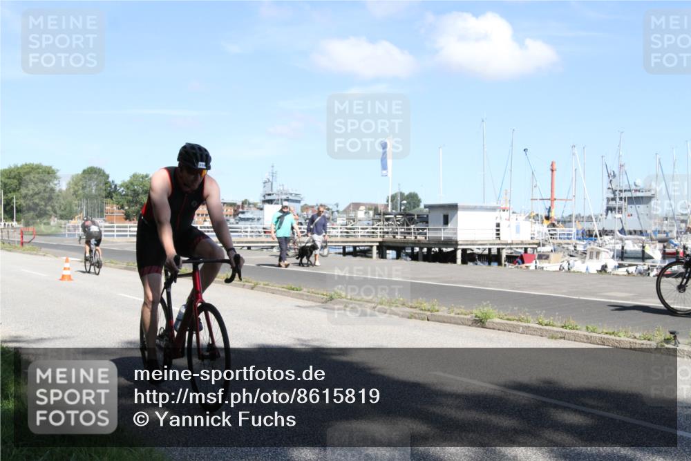 17.08.2025 - KN Förde Triathlon 2025 Yannick Fuchs http://msf.ph/oto/8615819 17.08.2025 11:29:08 Radfahren 335, 358 meine-sportfotos.de