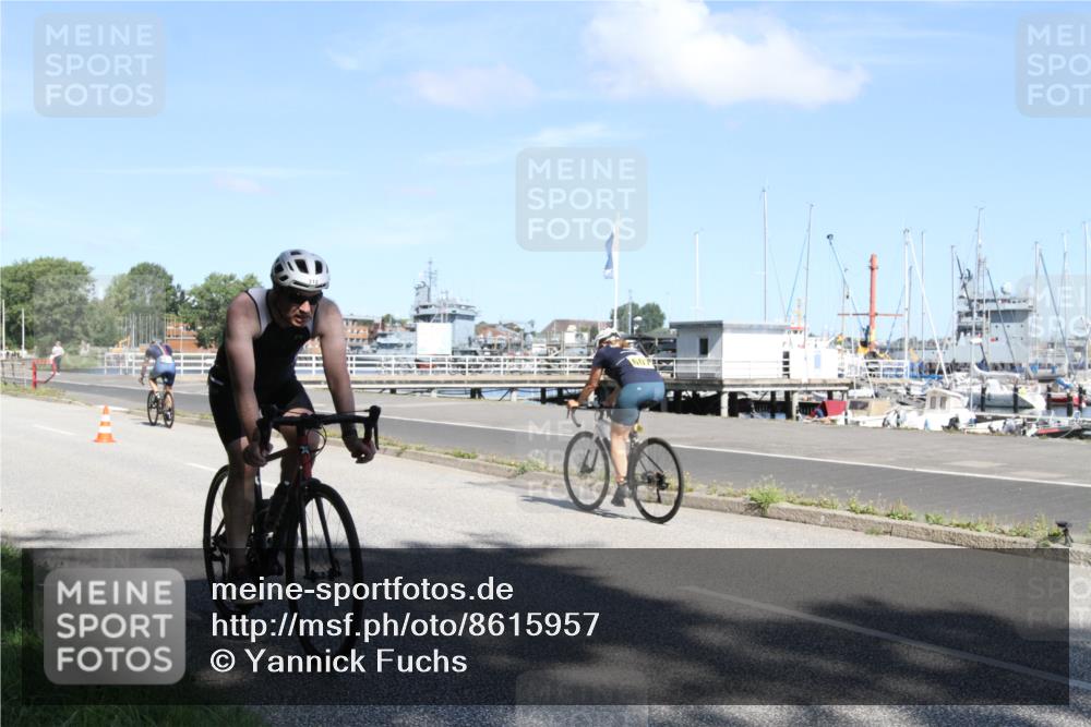 17.08.2025 - KN Förde Triathlon 2025 Yannick Fuchs http://msf.ph/oto/8615957 17.08.2025 11:31:07 Radfahren 270, 302, 312, 325, 334, 607 meine-sportfotos.de