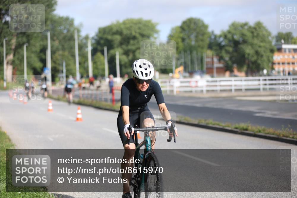 17.08.2025 - KN Förde Triathlon 2025 Yannick Fuchs http://msf.ph/oto/8615970 17.08.2025 09:33:22 Radfahren 118, 120, 128, 190, 200, 235, 151, 230, 235 meine-sportfotos.de