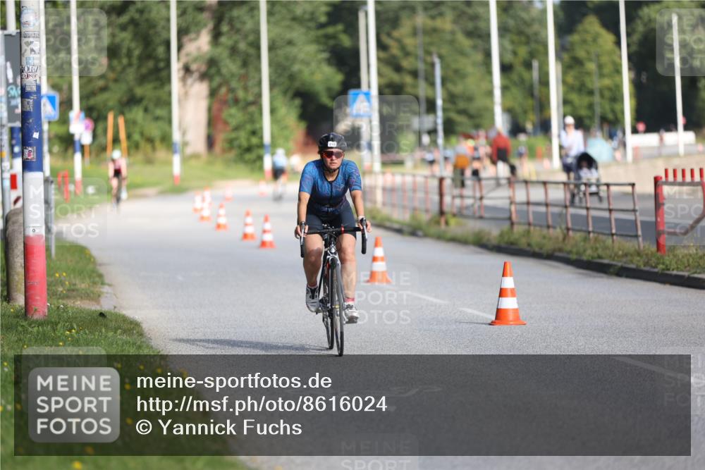 17.08.2025 - KN Förde Triathlon 2025 Yannick Fuchs http://msf.ph/oto/8616024 17.08.2025 09:33:40 Radfahren 135, 150, 231, 234, 120, 237 meine-sportfotos.de
