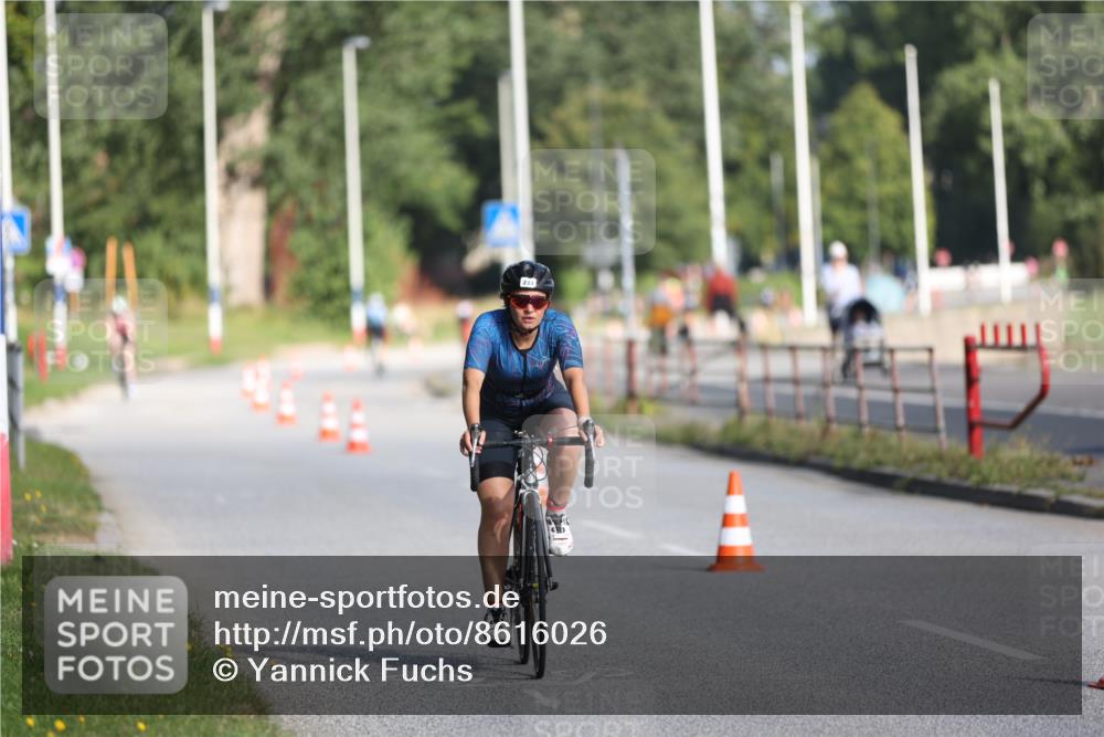 17.08.2025 - KN Förde Triathlon 2025 Yannick Fuchs http://msf.ph/oto/8616026 17.08.2025 09:33:40 Radfahren 135, 150, 231, 234, 120, 237 meine-sportfotos.de