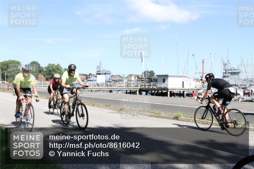 17.08.2025 - KN Förde Triathlon 2025 Yannick Fuchs http://msf.ph/oto/8616042 17.08.2025 11:31:56 Radfahren 280, 293, 318, 339, 341, 343, 344, 385, 602, 634 meine-sportfotos.de