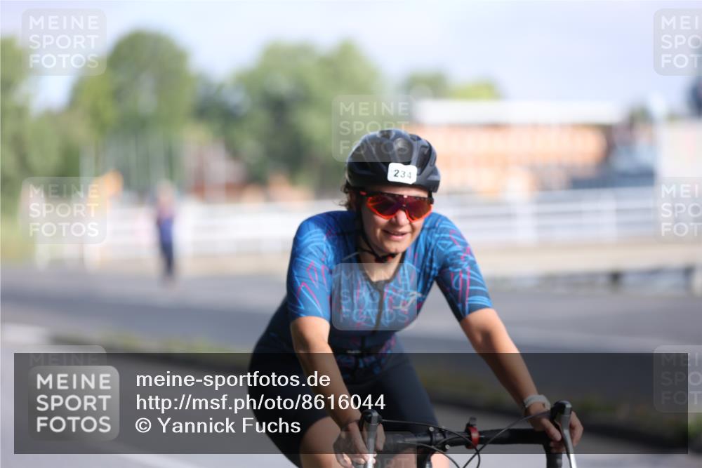 17.08.2025 - KN Förde Triathlon 2025 Yannick Fuchs http://msf.ph/oto/8616044 17.08.2025 09:33:42 Radfahren 135, 142, 150, 171, 234, 231, 237 meine-sportfotos.de