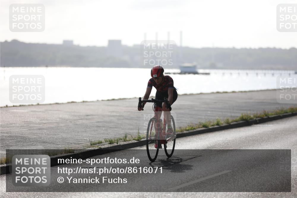 17.08.2025 - KN Förde Triathlon 2025 Yannick Fuchs http://msf.ph/oto/8616071 17.08.2025 09:34:02 Radfahren 143, 147 meine-sportfotos.de