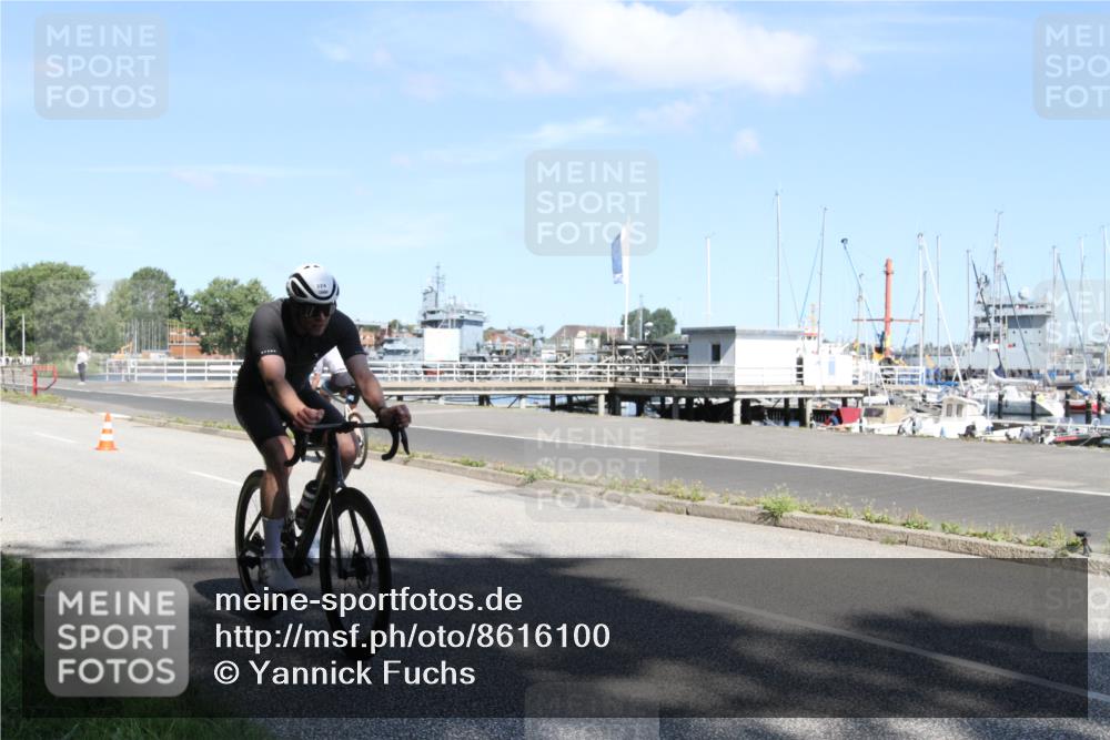 17.08.2025 - KN Förde Triathlon 2025 Yannick Fuchs http://msf.ph/oto/8616100 17.08.2025 11:32:36 Radfahren 291, 324, 363, 375, 604 meine-sportfotos.de