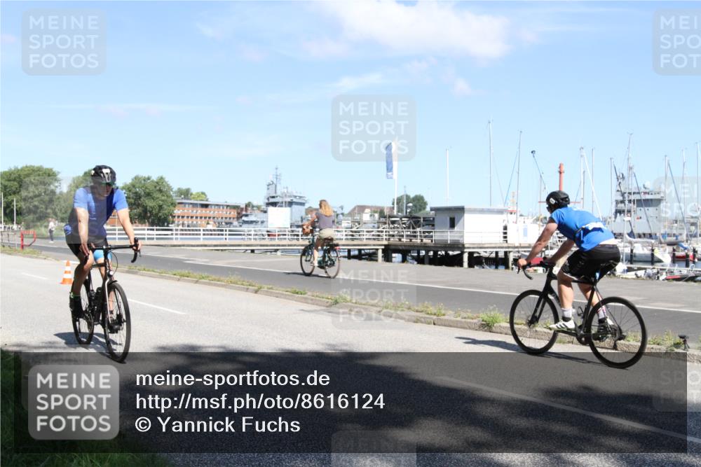 17.08.2025 - KN Förde Triathlon 2025 Yannick Fuchs http://msf.ph/oto/8616124 17.08.2025 11:32:56 Radfahren 302, 325, 334, 348, 360, 607 meine-sportfotos.de