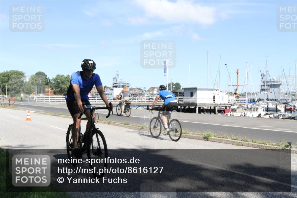 17.08.2025 - KN Förde Triathlon 2025 Yannick Fuchs http://msf.ph/oto/8616127 17.08.2025 11:32:56 Radfahren 302, 325, 334, 348, 360, 607 meine-sportfotos.de