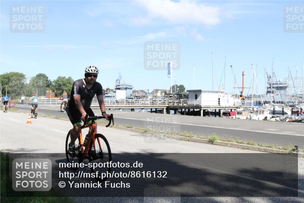 17.08.2025 - KN Förde Triathlon 2025 Yannick Fuchs http://msf.ph/oto/8616132 17.08.2025 11:32:59 Radfahren 302, 325, 348, 360, 607 meine-sportfotos.de