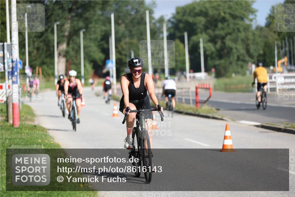 17.08.2025 - KN Förde Triathlon 2025 Yannick Fuchs http://msf.ph/oto/8616143 17.08.2025 09:34:22 Radfahren 130, 138, 213, 243, 246, 139, 162, 168, 225 meine-sportfotos.de