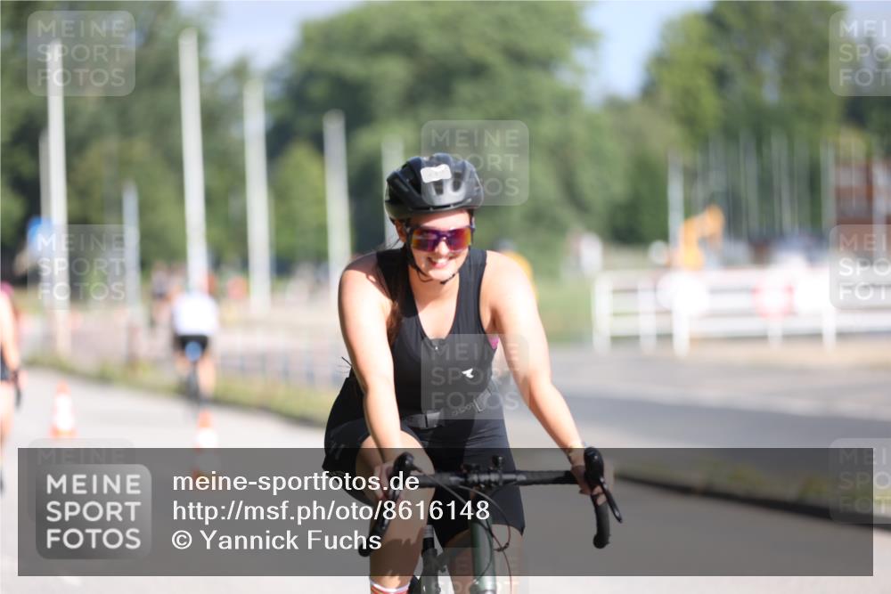 17.08.2025 - KN Förde Triathlon 2025 Yannick Fuchs http://msf.ph/oto/8616148 17.08.2025 09:34:23 Radfahren 130, 138, 213, 243, 246, 139, 225 meine-sportfotos.de