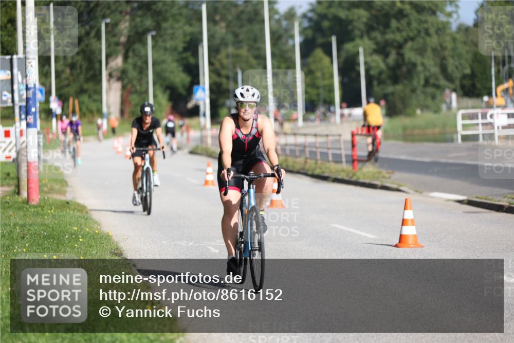 17.08.2025 - KN Förde Triathlon 2025 Yannick Fuchs http://msf.ph/oto/8616152 17.08.2025 09:34:24 Radfahren 130, 138, 213, 243, 246, 253, 139, 225 meine-sportfotos.de