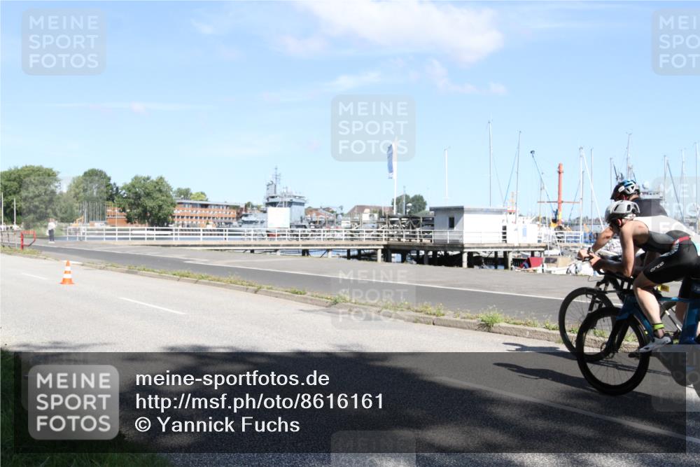 17.08.2025 - KN Förde Triathlon 2025 Yannick Fuchs http://msf.ph/oto/8616161 17.08.2025 11:33:26 Radfahren 280, 284, 296, 327, 350, 601, 642 meine-sportfotos.de