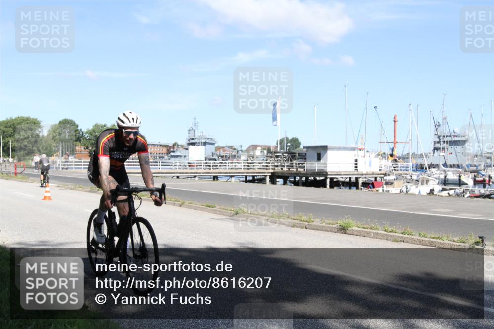17.08.2025 - KN Förde Triathlon 2025 Yannick Fuchs http://msf.ph/oto/8616207 17.08.2025 11:33:42 Radfahren 293, 311, 343, 371, 374, 613, 633, 638 meine-sportfotos.de