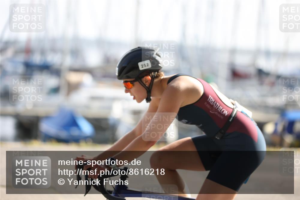 17.08.2025 - KN Förde Triathlon 2025 Yannick Fuchs http://msf.ph/oto/8616218 17.08.2025 09:34:42 Radfahren 252, 105, 152, 253 meine-sportfotos.de