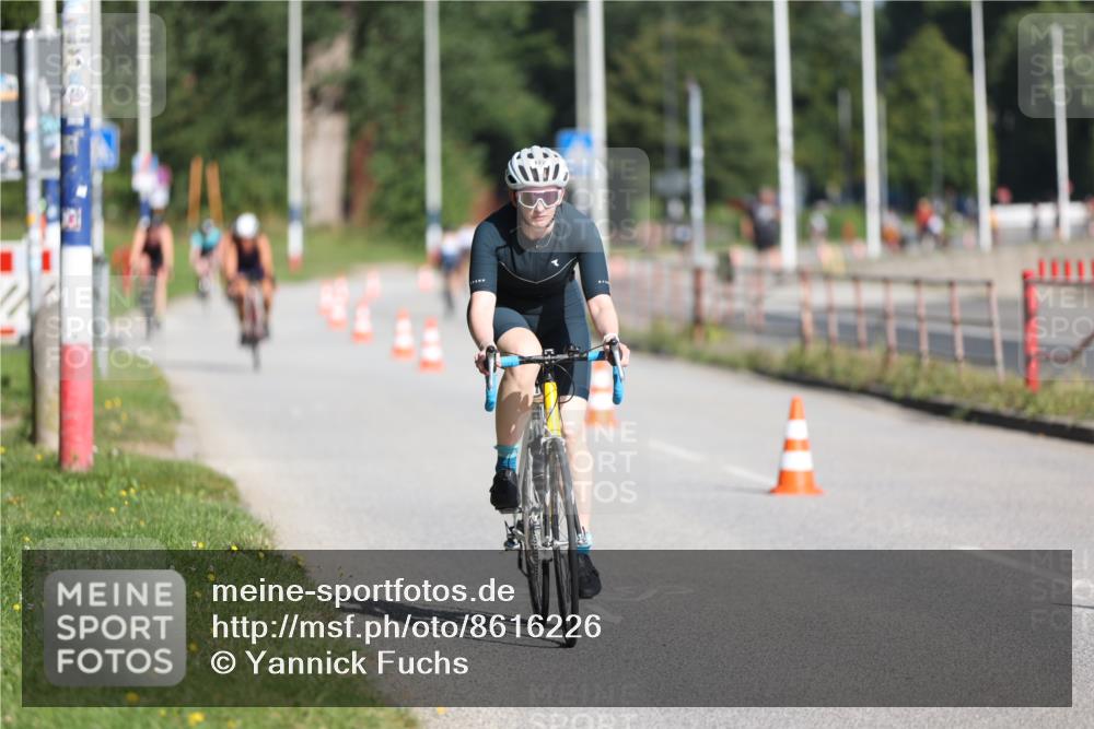17.08.2025 - KN Förde Triathlon 2025 Yannick Fuchs http://msf.ph/oto/8616226 17.08.2025 09:34:53 Radfahren 122, 128, 145, 146, 151, 166 meine-sportfotos.de
