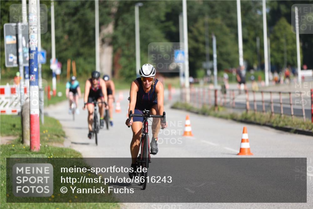 17.08.2025 - KN Förde Triathlon 2025 Yannick Fuchs http://msf.ph/oto/8616243 17.08.2025 09:34:57 Radfahren 128, 145, 146, 151, 166, 122 meine-sportfotos.de