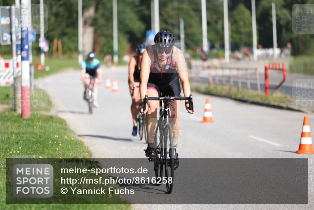 17.08.2025 - KN Förde Triathlon 2025 Yannick Fuchs http://msf.ph/oto/8616258 17.08.2025 09:35:00 Radfahren 128, 145, 146, 151, 166, 122, 166 meine-sportfotos.de