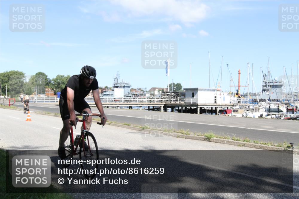 17.08.2025 - KN Förde Triathlon 2025 Yannick Fuchs http://msf.ph/oto/8616259 17.08.2025 11:34:20 Radfahren 263, 291, 326, 367, 635, 639 meine-sportfotos.de