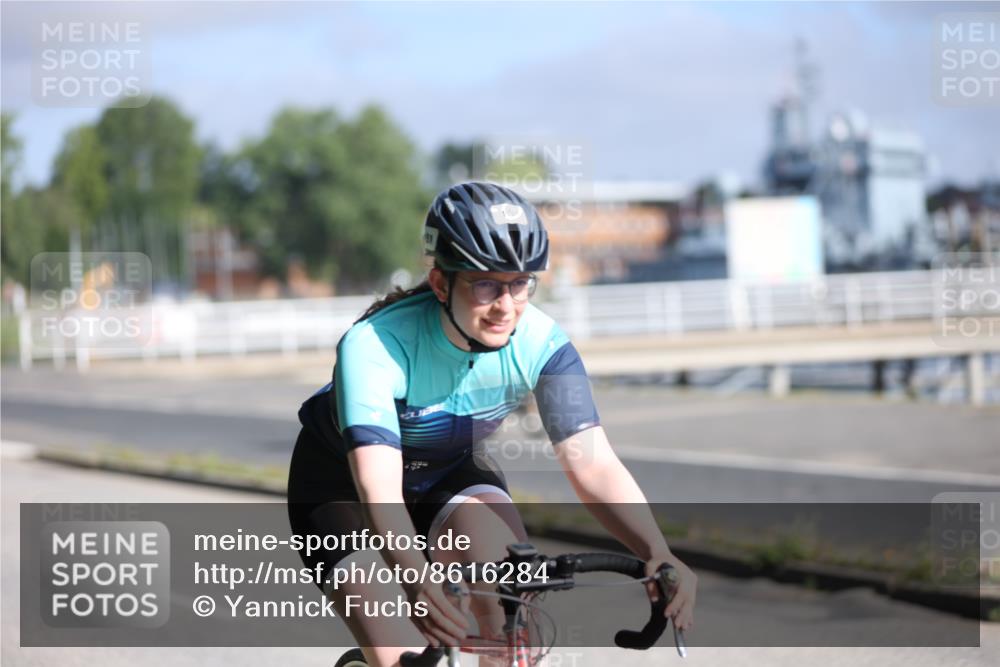 17.08.2025 - KN Förde Triathlon 2025 Yannick Fuchs http://msf.ph/oto/8616284 17.08.2025 09:35:03 Radfahren 101, 128, 144, 146, 151, 128, 145, 146, 166 meine-sportfotos.de