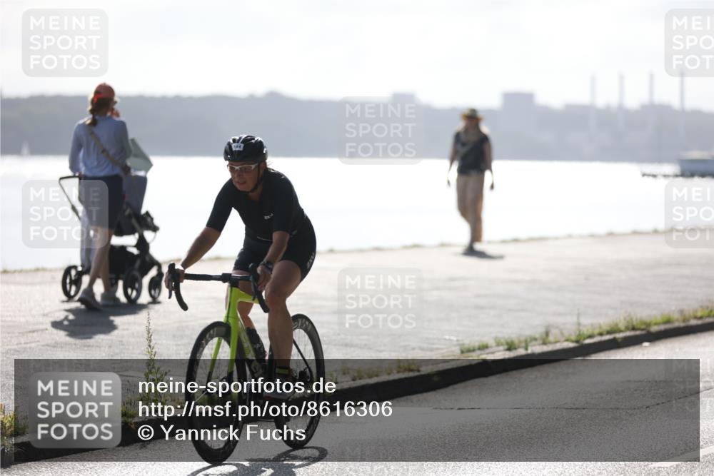 17.08.2025 - KN Förde Triathlon 2025 Yannick Fuchs http://msf.ph/oto/8616306 17.08.2025 09:35:11 Radfahren 101, 144, 194, 151 meine-sportfotos.de