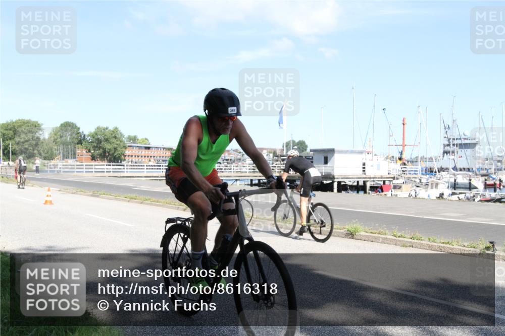 17.08.2025 - KN Förde Triathlon 2025 Yannick Fuchs http://msf.ph/oto/8616318 17.08.2025 11:34:53 Radfahren 271, 296, 303, 328, 353, 354, 362, 363, 365, 608, 633 meine-sportfotos.de