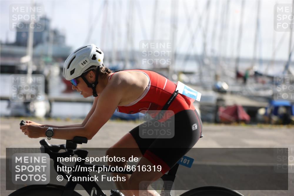 17.08.2025 - KN Förde Triathlon 2025 Yannick Fuchs http://msf.ph/oto/8616319 17.08.2025 09:35:13 Radfahren 101, 144, 164, 194, 144 meine-sportfotos.de