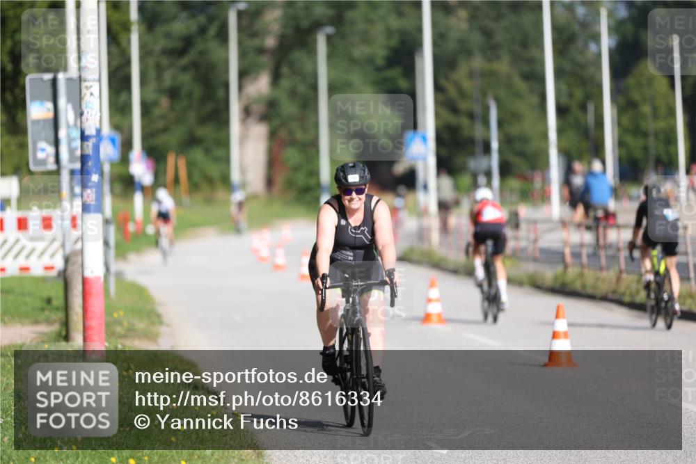 17.08.2025 - KN Förde Triathlon 2025 Yannick Fuchs http://msf.ph/oto/8616334 17.08.2025 09:35:17 Radfahren 118, 164, 194, 101, 144 meine-sportfotos.de