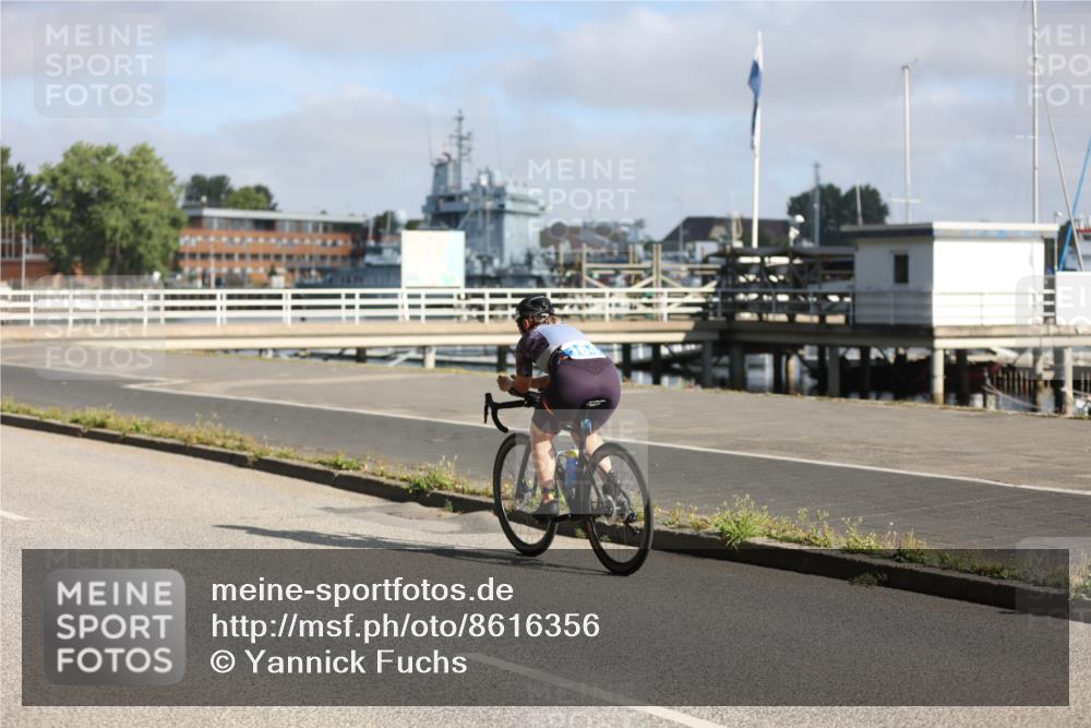 17.08.2025 - KN Förde Triathlon 2025 Yannick Fuchs http://msf.ph/oto/8616356 17.08.2025 09:35:25 Radfahren 115, 118, 150, 164, 248, 251, 164, 194 meine-sportfotos.de
