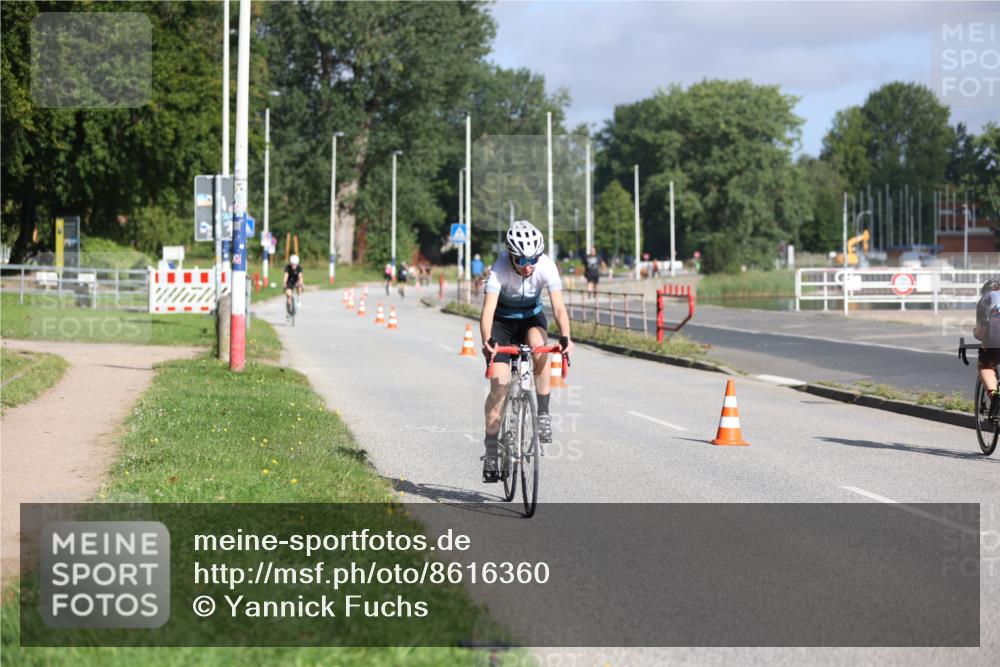 17.08.2025 - KN Förde Triathlon 2025 Yannick Fuchs http://msf.ph/oto/8616360 17.08.2025 09:35:26 Radfahren 115, 118, 150, 248, 251, 164, 194 meine-sportfotos.de