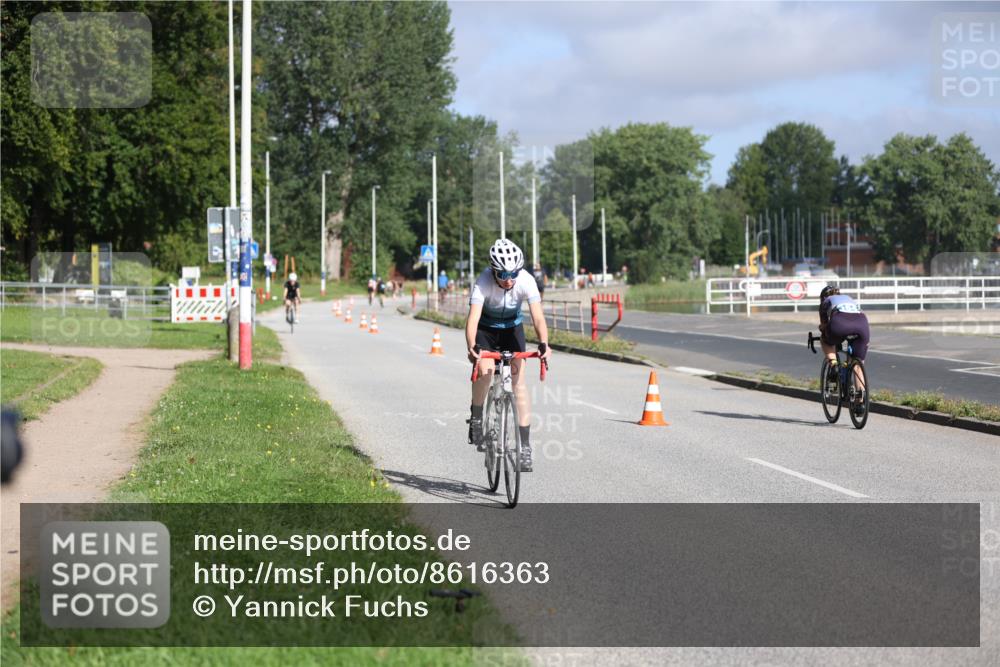 17.08.2025 - KN Förde Triathlon 2025 Yannick Fuchs http://msf.ph/oto/8616363 17.08.2025 09:35:26 Radfahren 115, 118, 150, 248, 251, 164, 194 meine-sportfotos.de