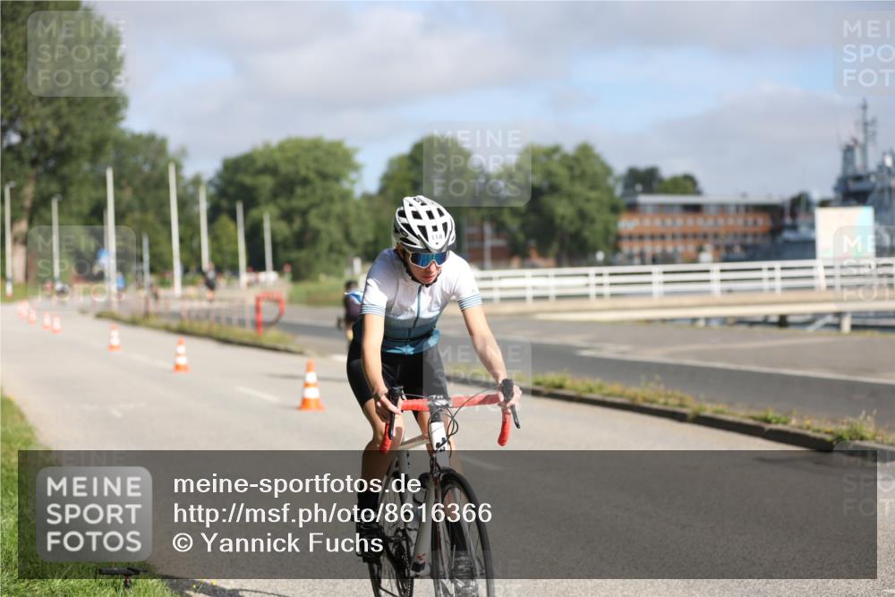 17.08.2025 - KN Förde Triathlon 2025 Yannick Fuchs http://msf.ph/oto/8616366 17.08.2025 09:35:27 Radfahren 115, 118, 150, 248, 251, 164, 194 meine-sportfotos.de