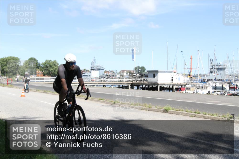 17.08.2025 - KN Förde Triathlon 2025 Yannick Fuchs http://msf.ph/oto/8616386 17.08.2025 11:35:22 Radfahren 329, 345, 350, 371, 374, 601, 610, 613, 638 meine-sportfotos.de