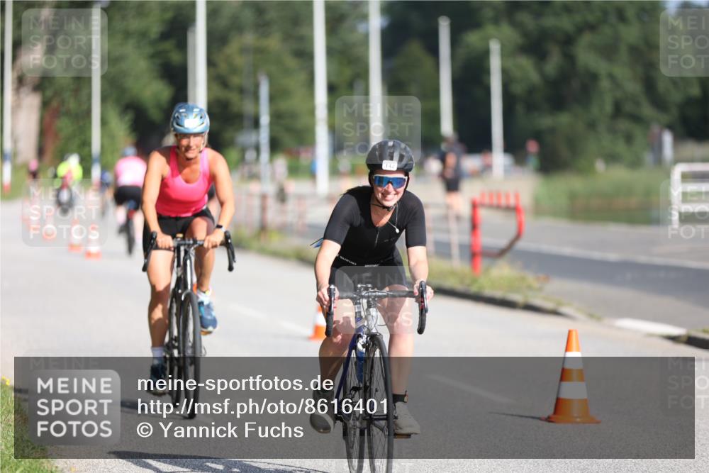 17.08.2025 - KN Förde Triathlon 2025 Yannick Fuchs http://msf.ph/oto/8616401 17.08.2025 09:35:44 Radfahren 135, 140, 142, 143, 180, 231, 249 meine-sportfotos.de