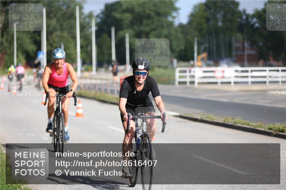 17.08.2025 - KN Förde Triathlon 2025 Yannick Fuchs http://msf.ph/oto/8616407 17.08.2025 09:35:44 Radfahren 135, 140, 142, 143, 180, 231, 249 meine-sportfotos.de