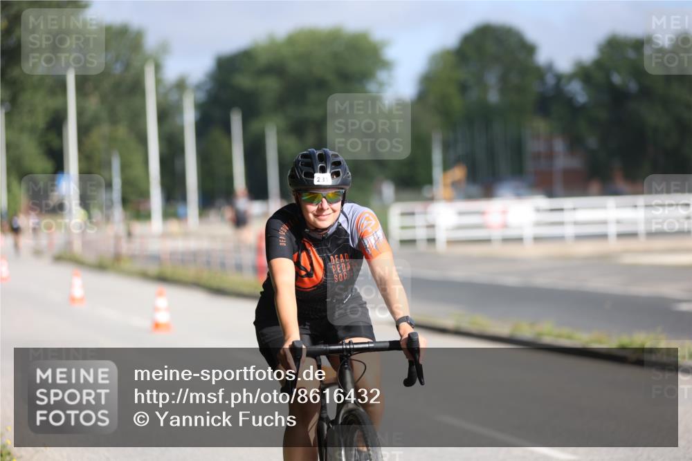 17.08.2025 - KN Förde Triathlon 2025 Yannick Fuchs http://msf.ph/oto/8616432 17.08.2025 09:35:49 Radfahren 116, 140, 143, 159, 168, 180, 231, 249, 135, 142 meine-sportfotos.de