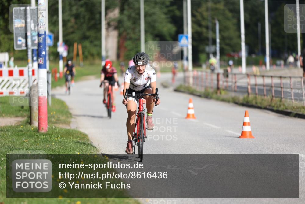 17.08.2025 - KN Förde Triathlon 2025 Yannick Fuchs http://msf.ph/oto/8616436 17.08.2025 09:35:50 Radfahren 116, 140, 143, 159, 168, 180, 231, 249, 135, 142 meine-sportfotos.de