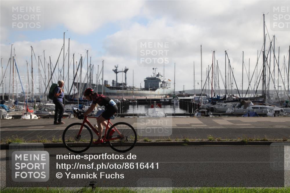 17.08.2025 - KN Förde Triathlon 2025 Yannick Fuchs http://msf.ph/oto/8616441 17.08.2025 09:34:05 Radfahren 143, 147 meine-sportfotos.de