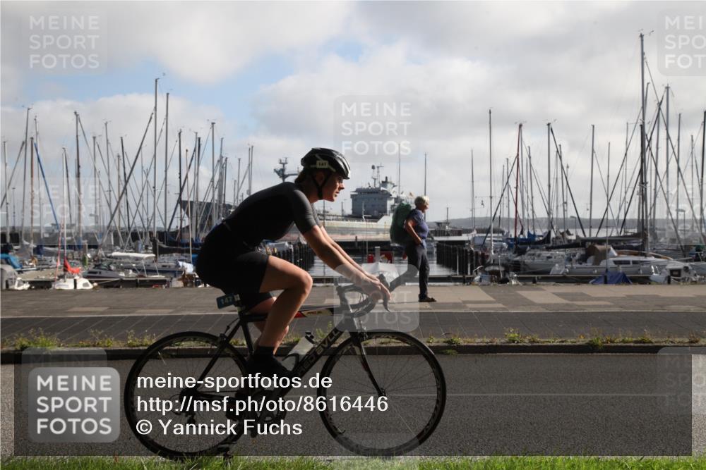 17.08.2025 - KN Förde Triathlon 2025 Yannick Fuchs http://msf.ph/oto/8616446 17.08.2025 09:34:08 Radfahren 143, 147 meine-sportfotos.de