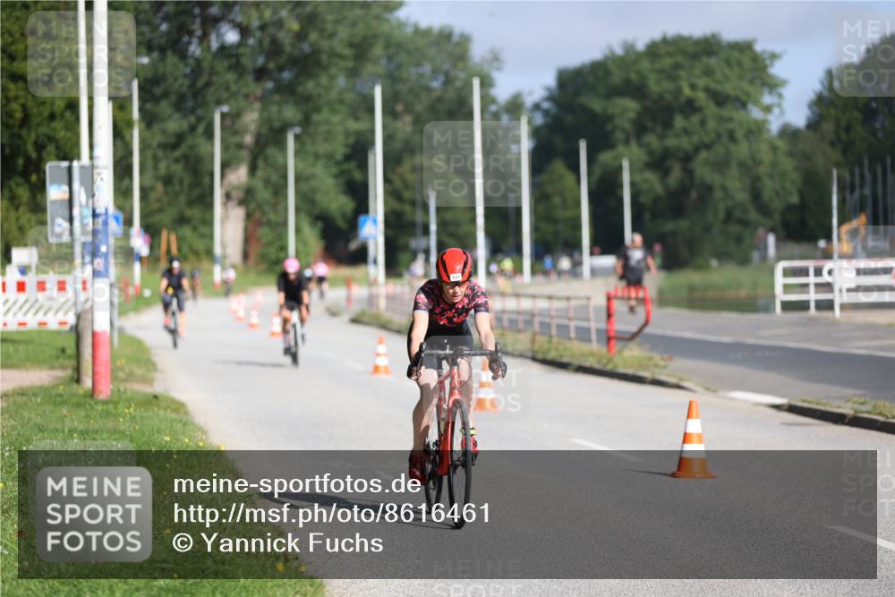 17.08.2025 - KN Förde Triathlon 2025 Yannick Fuchs http://msf.ph/oto/8616461 17.08.2025 09:35:53 Radfahren 116, 143, 159, 168, 180, 249, 253, 135, 140, 142, 231 meine-sportfotos.de