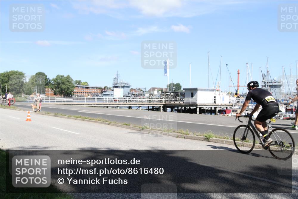 17.08.2025 - KN Förde Triathlon 2025 Yannick Fuchs http://msf.ph/oto/8616480 17.08.2025 11:36:28 Radfahren 285, 303, 328, 351, 367, 618, 621, 622, 630, 639, 643 meine-sportfotos.de
