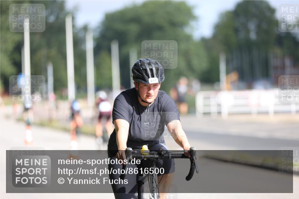 17.08.2025 - KN Förde Triathlon 2025 Yannick Fuchs http://msf.ph/oto/8616500 17.08.2025 09:36:00 Radfahren 105, 139, 159, 253, 116, 143, 168, 180, 249 meine-sportfotos.de