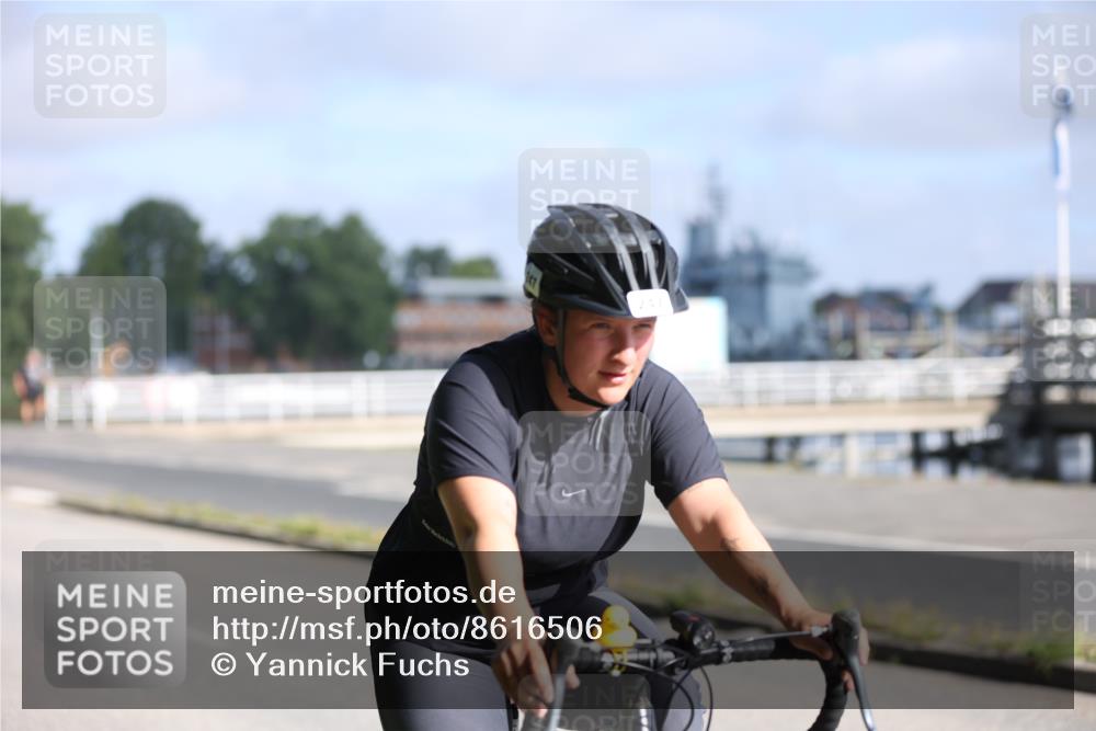 17.08.2025 - KN Förde Triathlon 2025 Yannick Fuchs http://msf.ph/oto/8616506 17.08.2025 09:36:01 Radfahren 105, 139, 159, 253, 116, 143, 159, 168, 180, 249 meine-sportfotos.de