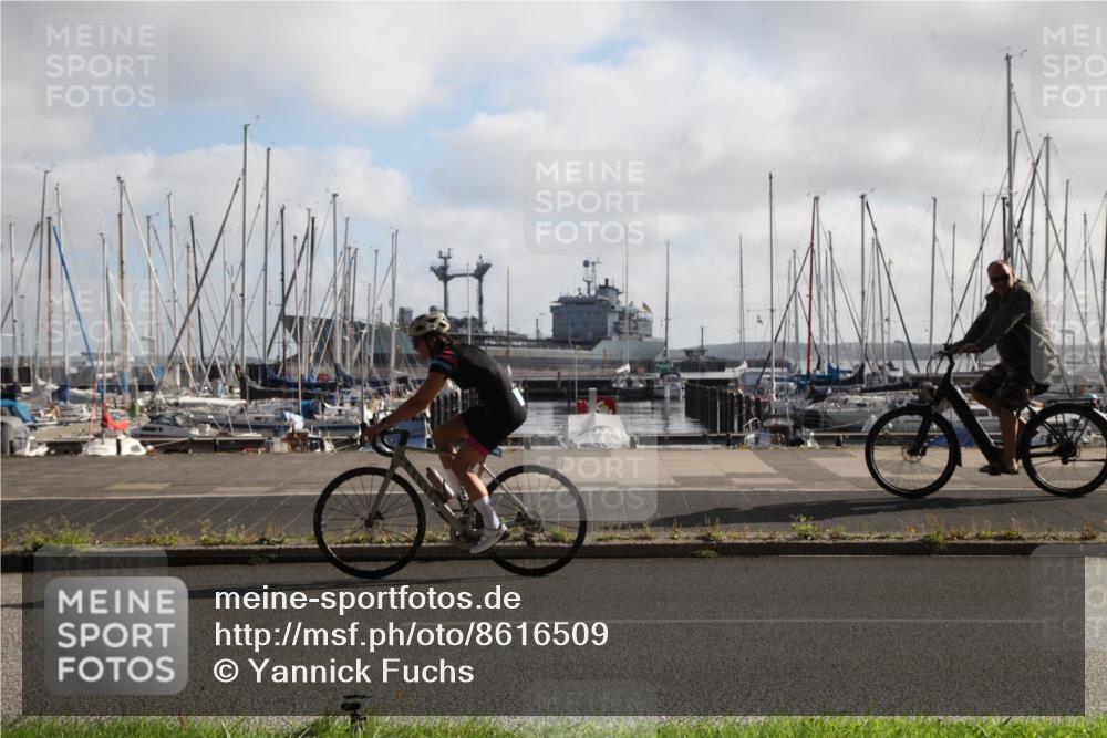 17.08.2025 - KN Förde Triathlon 2025 Yannick Fuchs http://msf.ph/oto/8616509 17.08.2025 09:34:59 Radfahren 122, 128, 145, 146, 151, 166 meine-sportfotos.de