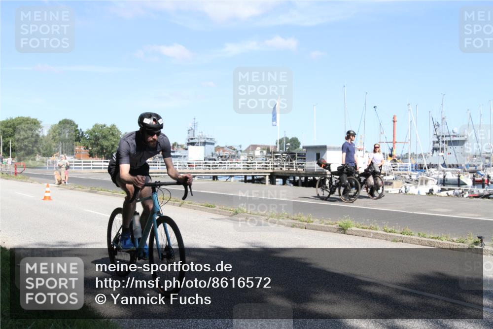 17.08.2025 - KN Förde Triathlon 2025 Yannick Fuchs http://msf.ph/oto/8616572 17.08.2025 11:37:20 Radfahren 310, 373, 609, 615, 629 meine-sportfotos.de