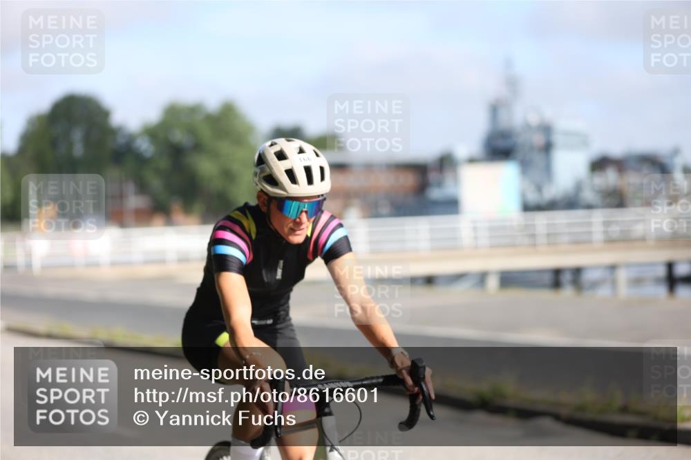 17.08.2025 - KN Förde Triathlon 2025 Yannick Fuchs http://msf.ph/oto/8616601 17.08.2025 09:36:39 Radfahren 101, 141, 166 meine-sportfotos.de