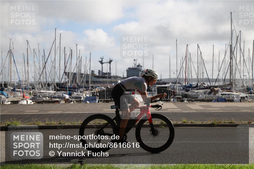17.08.2025 - KN Förde Triathlon 2025 Yannick Fuchs http://msf.ph/oto/8616616 17.08.2025 09:36:06 Radfahren 105, 139, 159, 253 meine-sportfotos.de