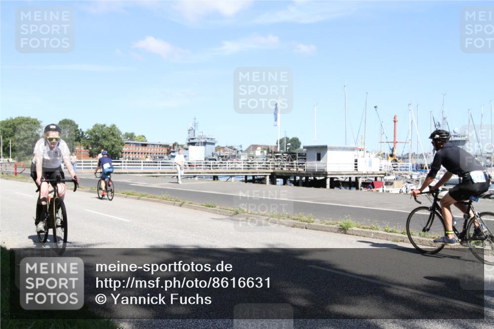 17.08.2025 - KN Förde Triathlon 2025 Yannick Fuchs http://msf.ph/oto/8616631 17.08.2025 11:38:06 Radfahren 285, 297, 319, 337, 352, 359, 612, 618, 622, 630 meine-sportfotos.de