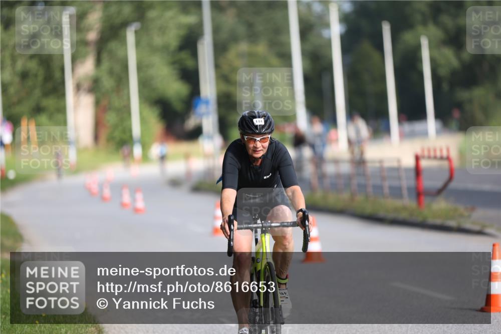 17.08.2025 - KN Förde Triathlon 2025 Yannick Fuchs http://msf.ph/oto/8616653 17.08.2025 09:36:59 Radfahren 137, 144, 173, 185, 187, 204 meine-sportfotos.de